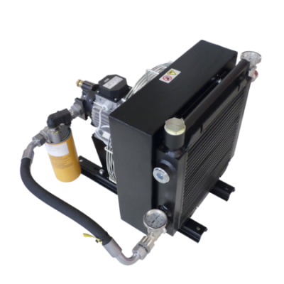 Luftkühler HCP mit E-Motoren und Gerotor-Pumpen